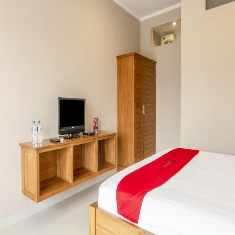 Reddoorz @ Gunung Sanghyang Kerobokan Denpasar  Exterior photo